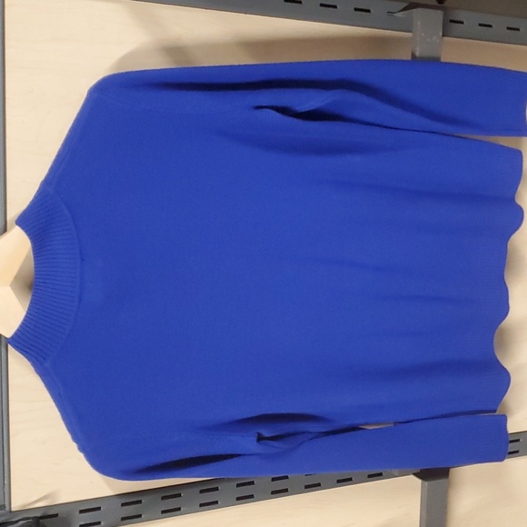 R.Q.T Sweater - Picture 3 of 3